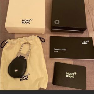 Authentic Mont Blanc key holder in Dark Navy  with Silver hardware.